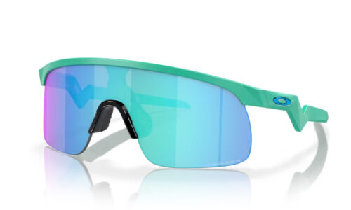 Oakley barnasólgleraugu Resistor Matte Celeste Prizm Sapphire